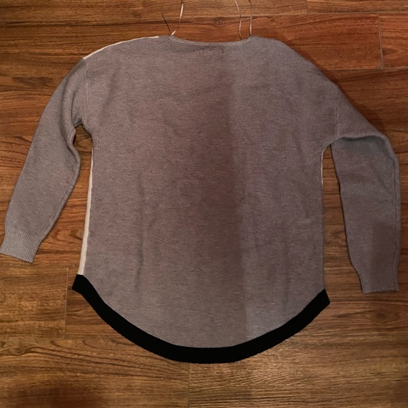 apricot long sleeve sweater - Picture 2 of 6